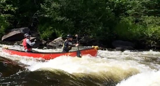 Éric et Dominic dans un seuil sur la L'Assomption, à la St-Jean 2019.